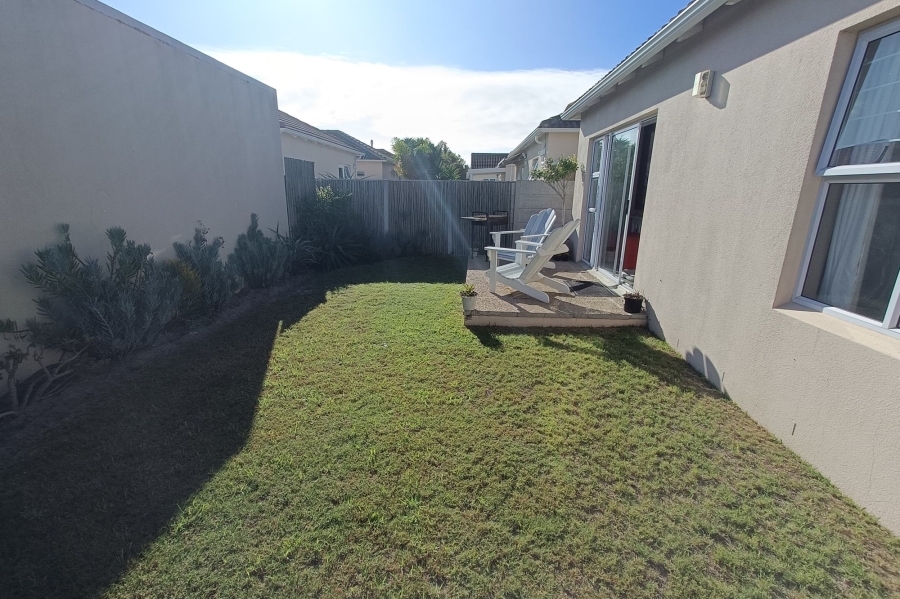 2 Bedroom Property for Sale in Sunningdale Western Cape